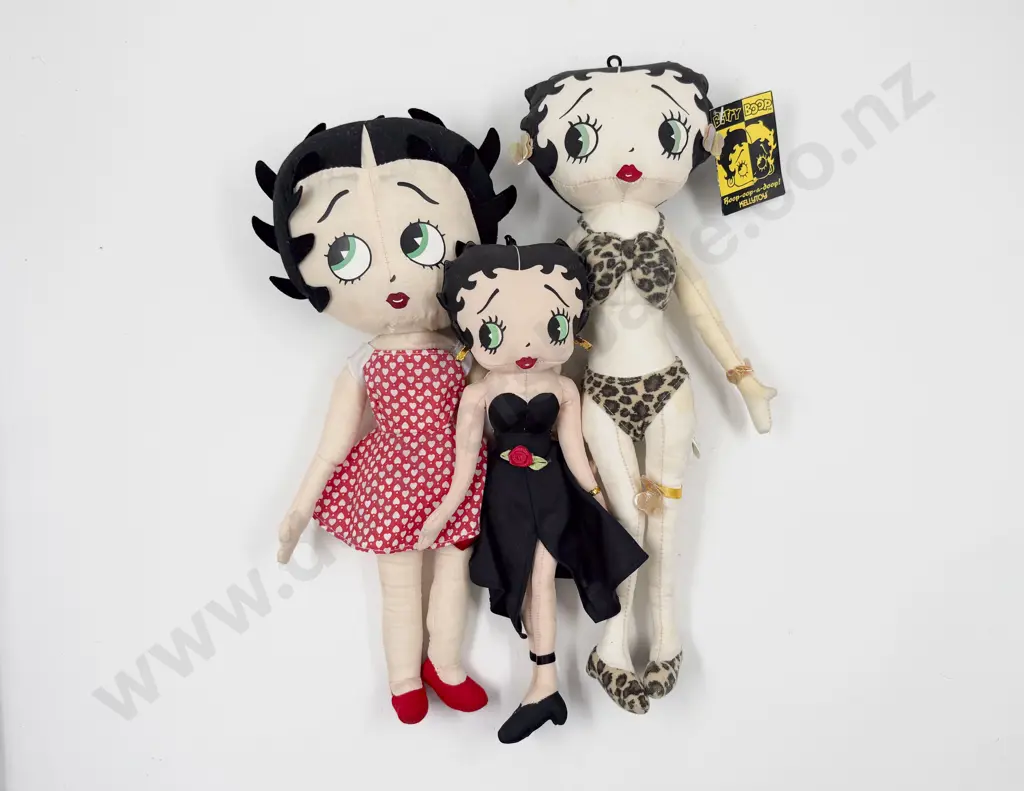 C1995 King Features Betty Boop Jungle Betty All Cloth Doll 44cm with Two Others and Collectables Image 1++