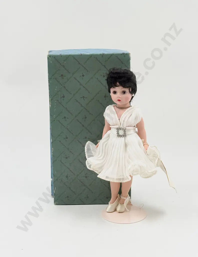 Boxed Madame Alexander 20011 Cat on a Hot Tin Roof Image 1++