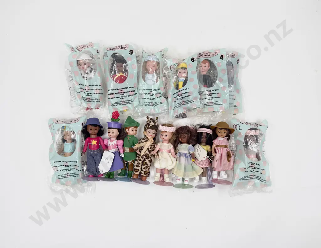 C2004 Madame Alexander Eight & Seven McDonalds Dolls with and without packaging Image 1++
