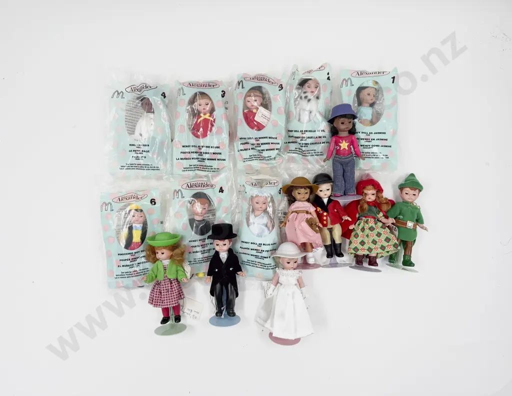 C2004 Madame Alexander Eight & Seven McDonalds Dolls with and without packaging Image 1++