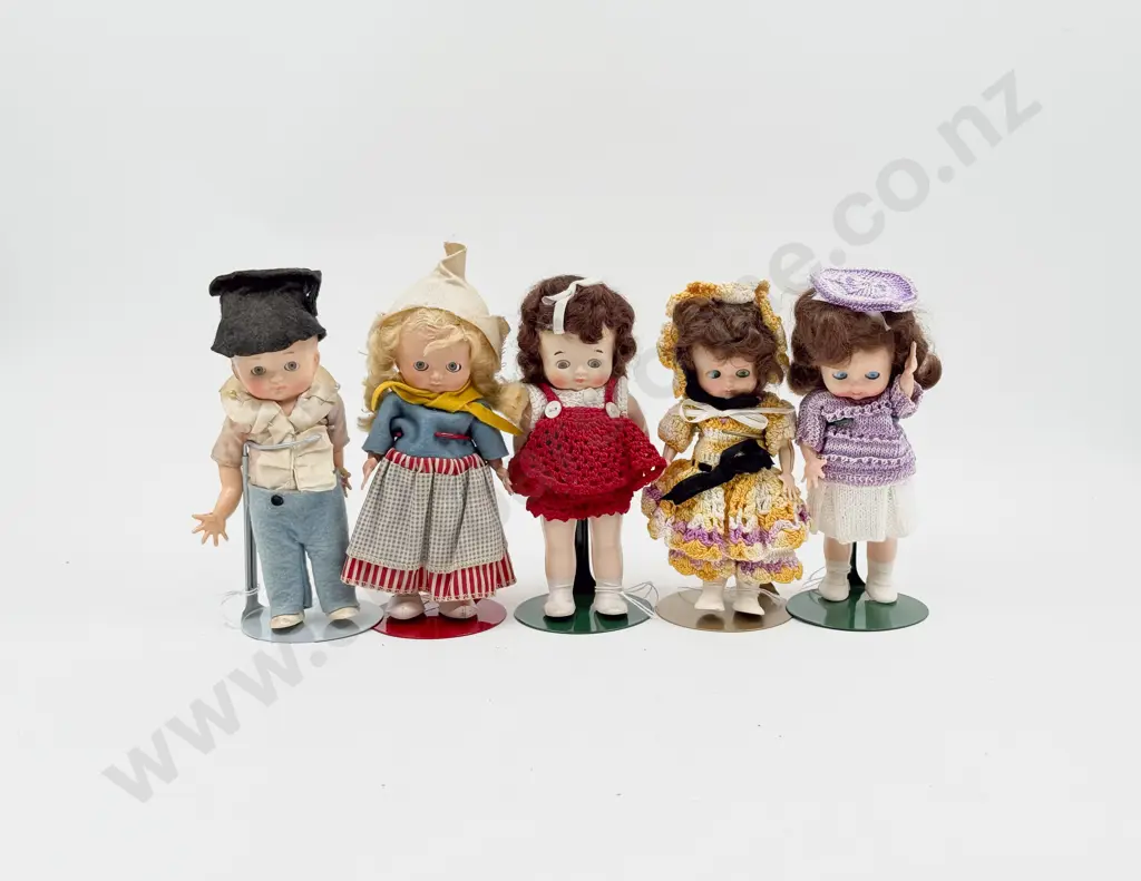 C1940-60 Pedigree All Hard Plastic (Star Fish Hands) Character Doll x5 7cm Image 1++