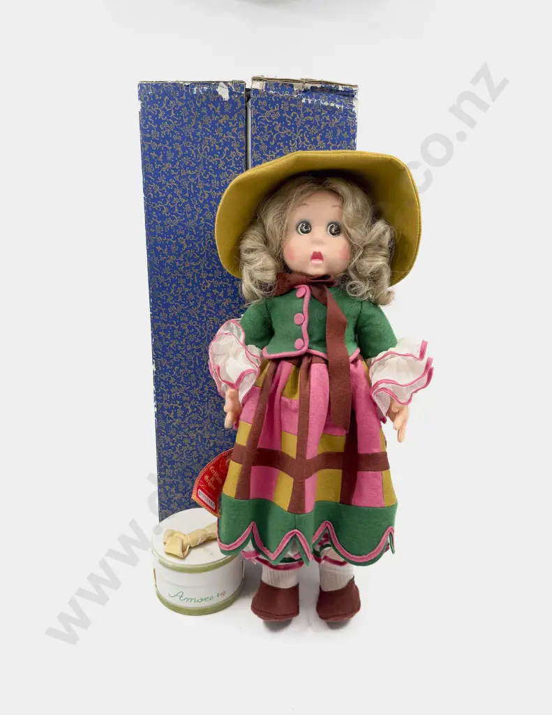 C1984 Italian Lenci Modistina All Felt Doll Ltd Ed of 999 49cm with original box and certificate Image 1++