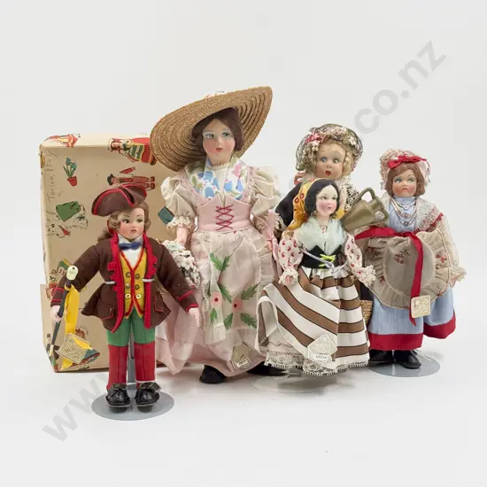 Five C1950's Magis Roma Made in Italy Character and National Costume Dolls with tags 27cm to 19cm