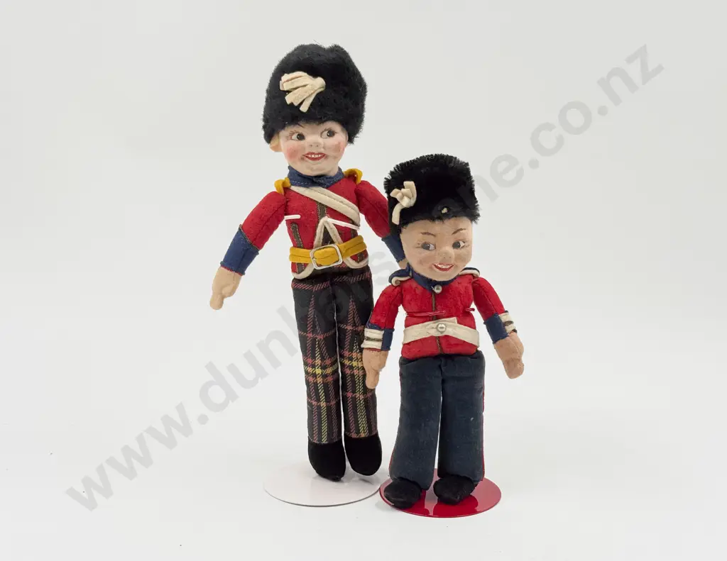 Two Norah Wellings All Cloth Dolls English & Scots Guard Dolls Image 1++