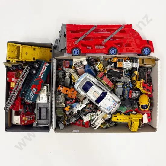 Quantity of Assorted Toy Cars & Other Vehicles Etc