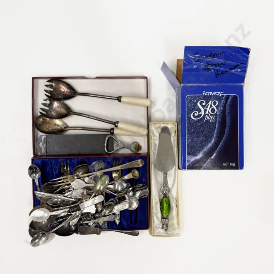 Quantity of Assorted Souvenir Spoons & Other S/P Cutlery