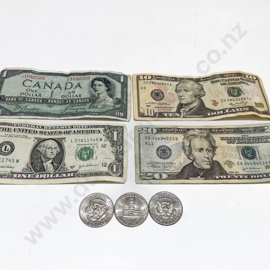 US Bank Notes With Three Half Dollars