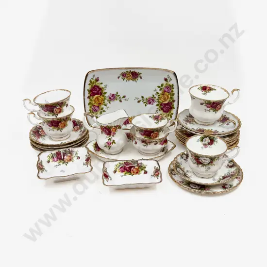 Part Royal Albert Teaset