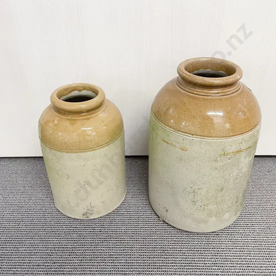 Graduated Near Pair of Crocks