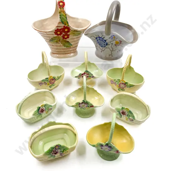 Small Qty of Carlton Ware Basket Vases Etc