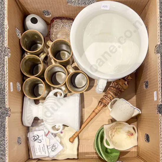 Box Qty of Assorted China Including Set Of Temuka Mugs