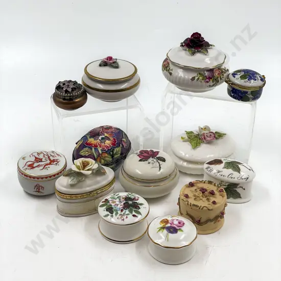 Qty of Assorted Decorative Trinket Boxes Etc