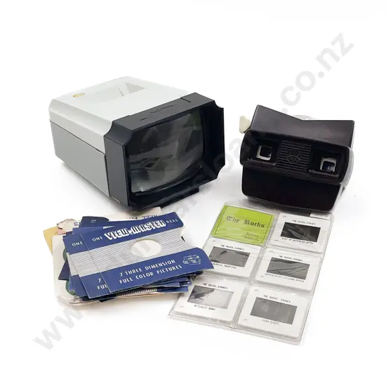 Boxed View-Master and Paramount Viewer With Small Assortment of Reels Etc