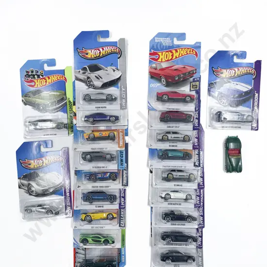 Hot Wheels 22 Bubble Packed Vehicles