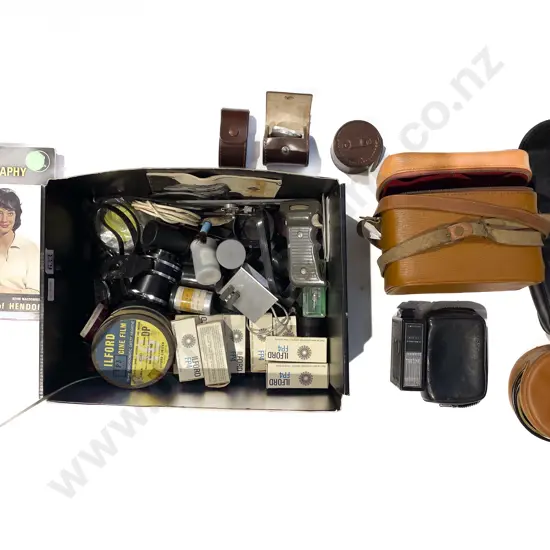 Qty of Assorted Vintage Camera Accessories