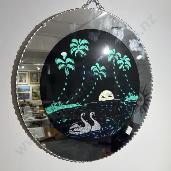 Decorative Circular Bevel Edge Picture Mirror