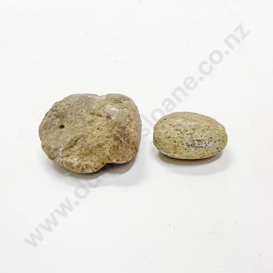 Two Mahe (Stone Sinkers)