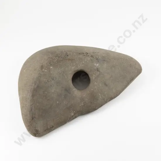 Punga (Anchor) of Large Triangular Form