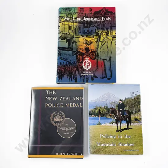 3 Volumes On The New Zealand Police