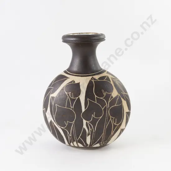 Graeme Storm Disc Shape Vase