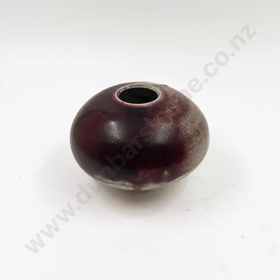 Sel Ling Ngan Copper-Red Glazed Compressed Ovoid Vase