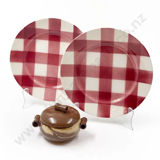 Pair Crown Lynn Gingham Pattern Dinner Plates