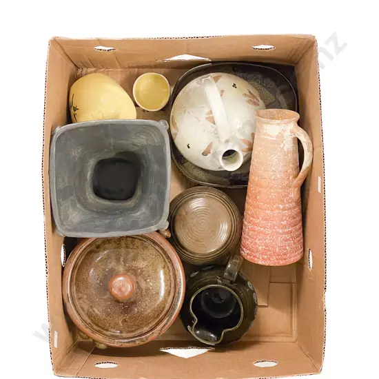 Quantity of Assorted Pottery etc