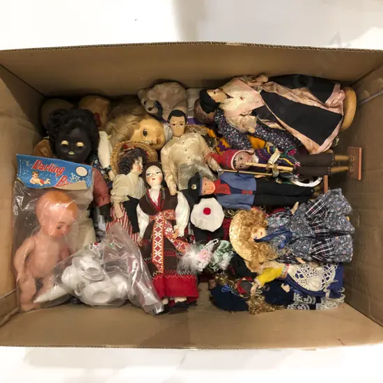 National Costume Dolls & Assorted Character Dolls