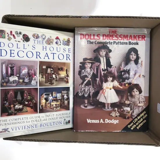 Quantity Doll Collecting Reference Books