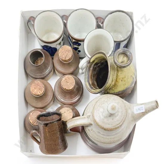 Collection NZ Pottery