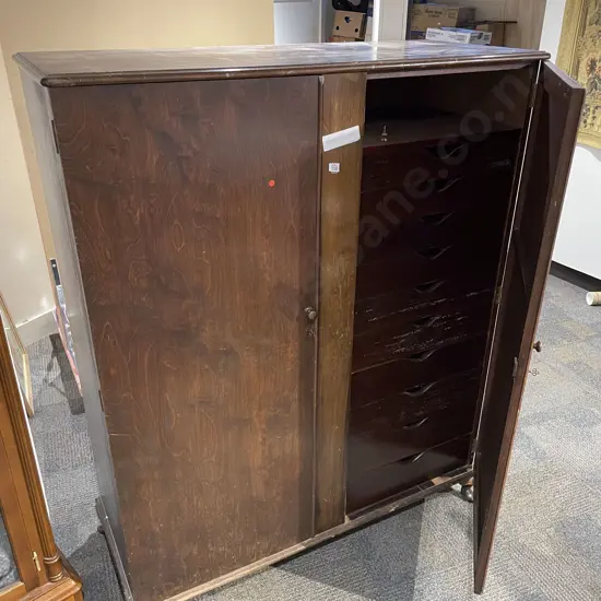 1930's Soutland Beech Fitted Manrobe