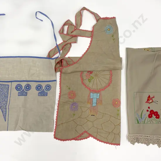 C1930's Teacloth & Apron & Duster Bag