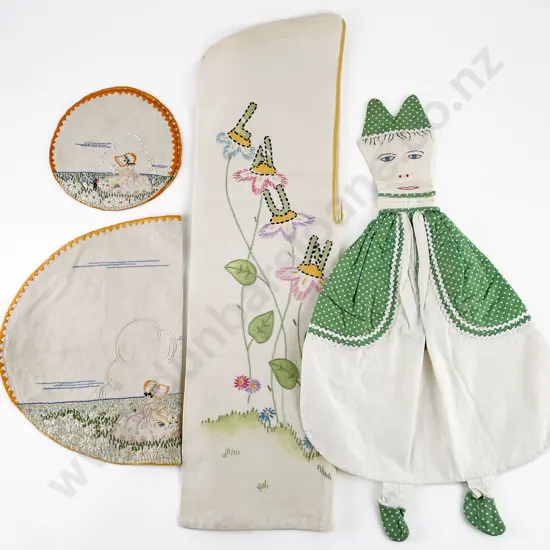Laundry Bag Duster Bag & Set of Three Doilies