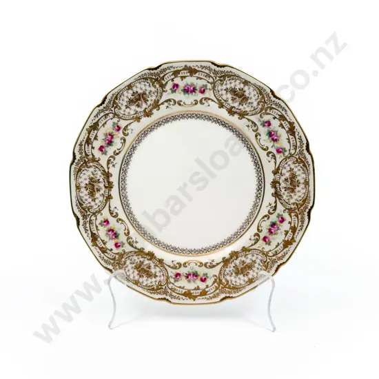 RD Fancy Cake Plate