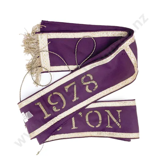 Sash Silver Bullion Thread Wellington Guineas 1978