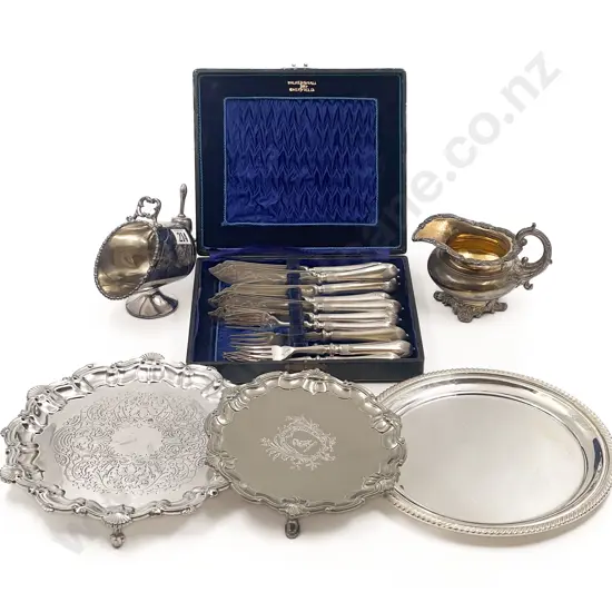 Three S/P Tray With Fish Set and Various