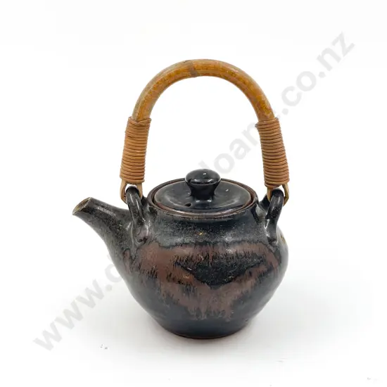 Mirek Smisek Tea Pot (impressed mark)