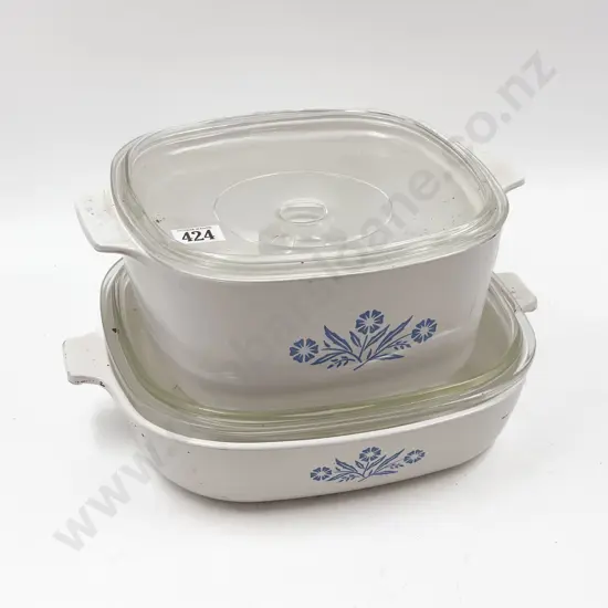 Two Vintage Pyrex Oven Dishes