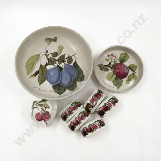 Portmerion Comport together with Four Napkin Rings Small Oven Dish & Trinket Box