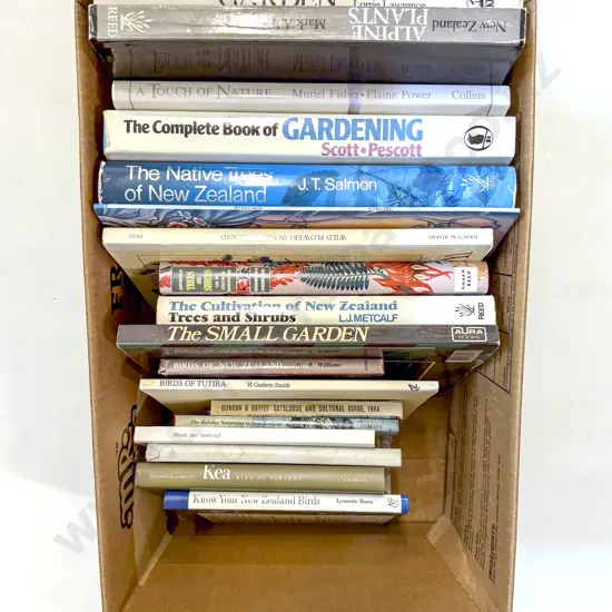 Box of NZ Birds & Botany Reference Books