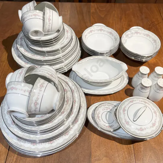 Noritake Part Dinnerset