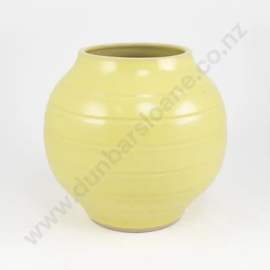 Anneke Borren Grooved Vase