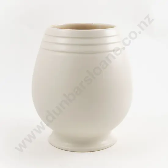 Ernest Shufflebotham for Crown Lynn Hand Potted Vase
