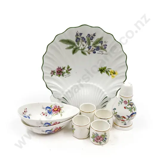 Small Quantity of Aynsley China incl Napkin Rings