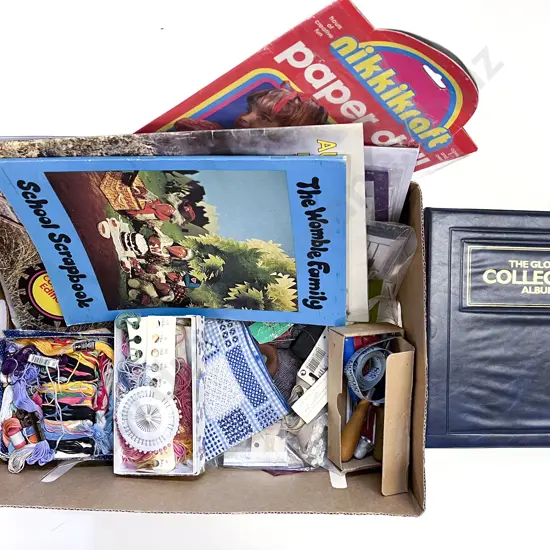 Quantity of Assorted Sewing Threads & Accessories