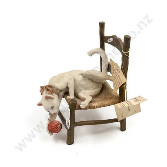 G Armani Cat & Yarn Ornament