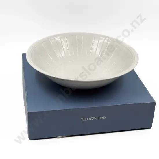 Boxed Wedgwood "Classic Garden" Fruit Bowl