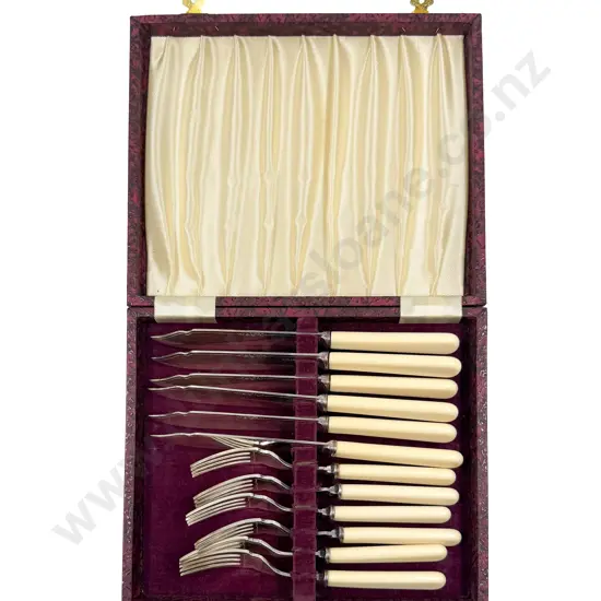 Cased Boned Handled Fish Service