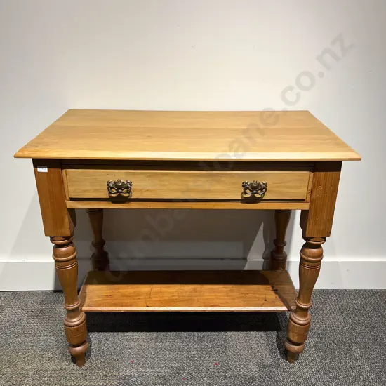 Colonial Kauri Single Drawer Washstand