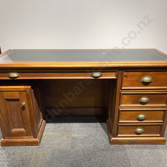 Reproduction Vinyl Top Desk